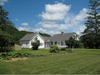651 Pomfret Rd