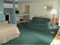 905 KILLINGTON RD 421, 422, 423 KILLINGTON CENTER SUITES