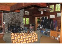 1082 Roaring Brook