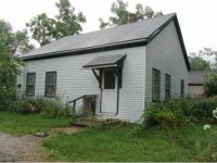 8 Freeman Avenue