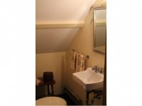 82 Lookout Road