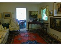 642 Colonial Dr