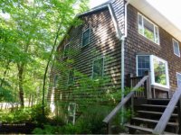 642 Colonial Dr