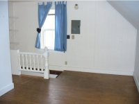 4 College Hill