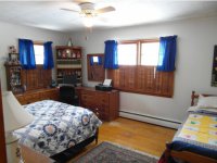 100 Oak St