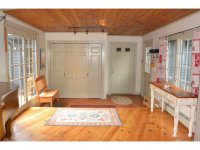 38 Middle Road
