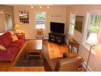 38 Middle Road