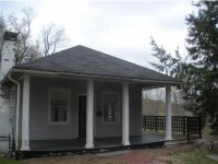 39.5 N Elm Street