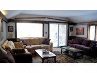295 Barrows Towne Road