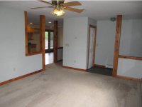4 Phillips ST None (RC)