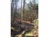845 Meadowlake Drive