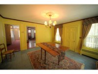 27 Pleasant Street
