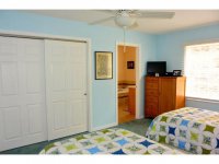 300 Grove Street Country Grove Condominium