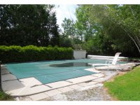 19 Elmwood Drive
