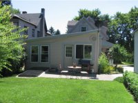 21 Jackson Avenue