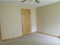 609 Gleason Ave