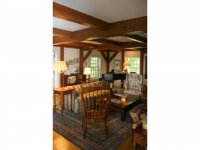 1074 North Hollow