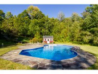 95 Rockwell Road