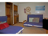 934 East Ash