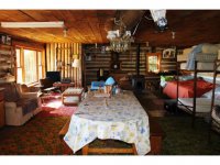 1300 Thresher Hill Road