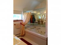 496 E-8 Woods Lane