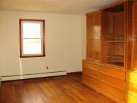 54 Thrall Ave