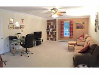 918 College Hill