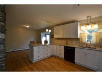 15 Farnham Lane