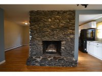 15 Farnham Lane