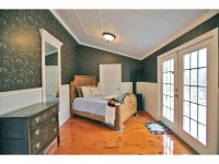 307 River Rd