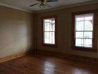 17 Cramton Ave