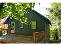 3918 Densmore Hill