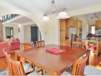 476 Dix Hill