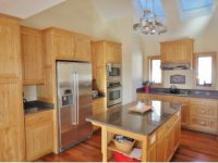 476 Dix Hill