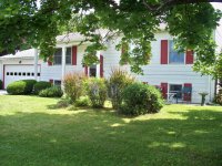 64 Meadowbrook