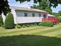 64 Meadowbrook