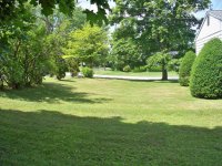 64 Meadowbrook