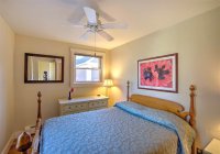 19 Golf Ave