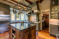 1316 Peterkin Hill