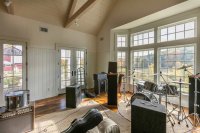 1316 Peterkin Hill