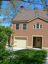 300 Grove
