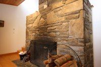 5704 East Hill