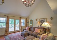 612 Church Hill