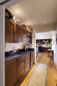 852 North Bridgewater