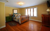 1390 East Woodstock