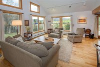 912 Taggart Hill