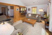 912 Taggart Hill