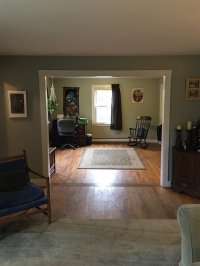 1613 West Woodstock