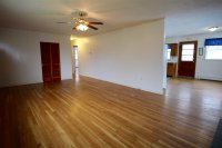 384 Stratton