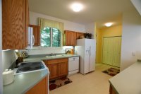300 Grove Country Grove Condominium